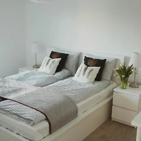 Sandland - - Apartment