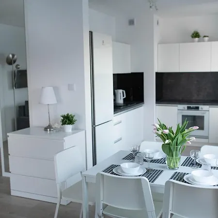 Sandland - - Ustronie Morskie