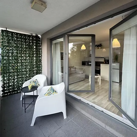 Sandland - - Apartment